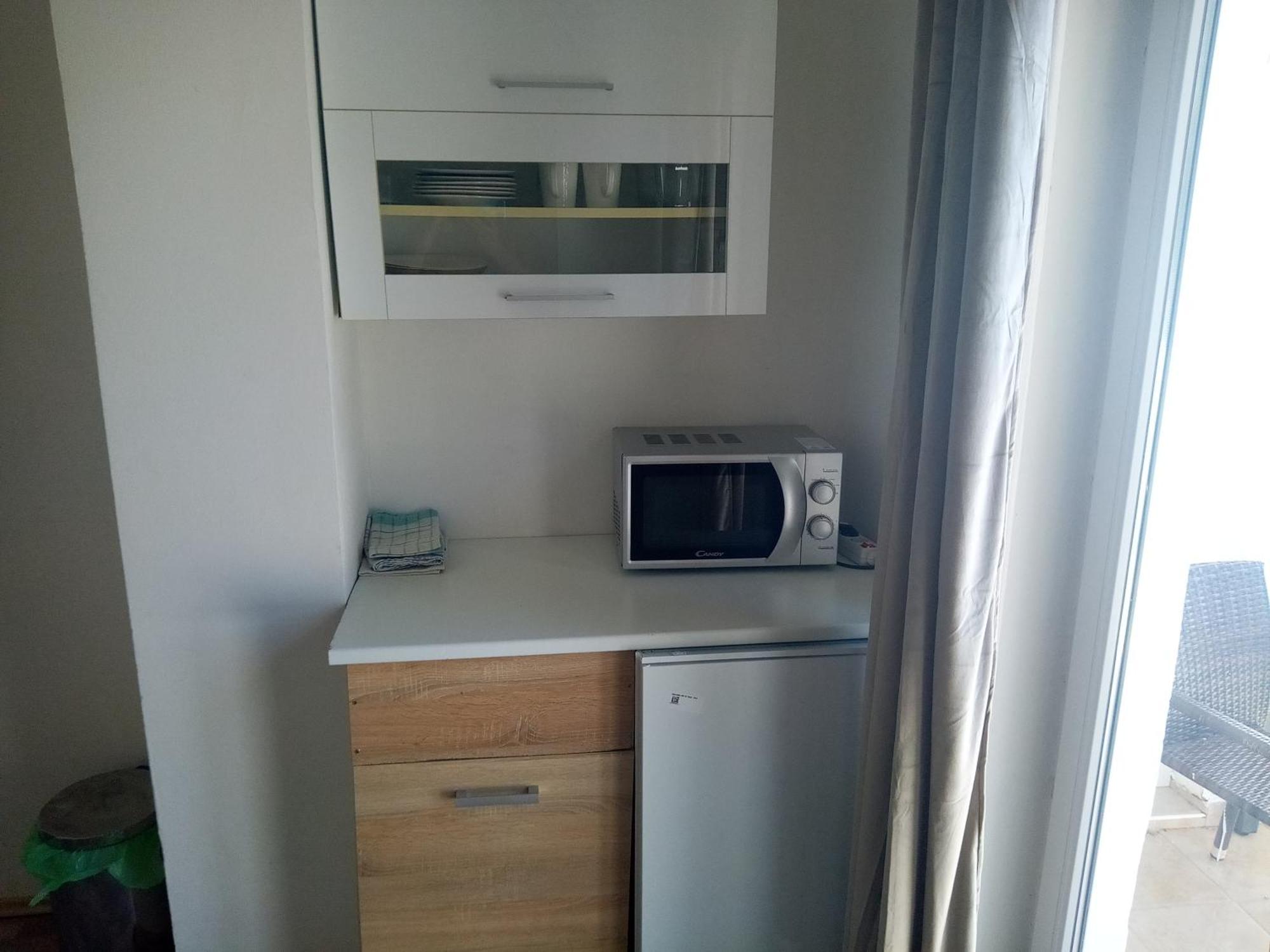 Apartments And Rooms Camelia เปรมันตูรา ห้อง รูปภาพ