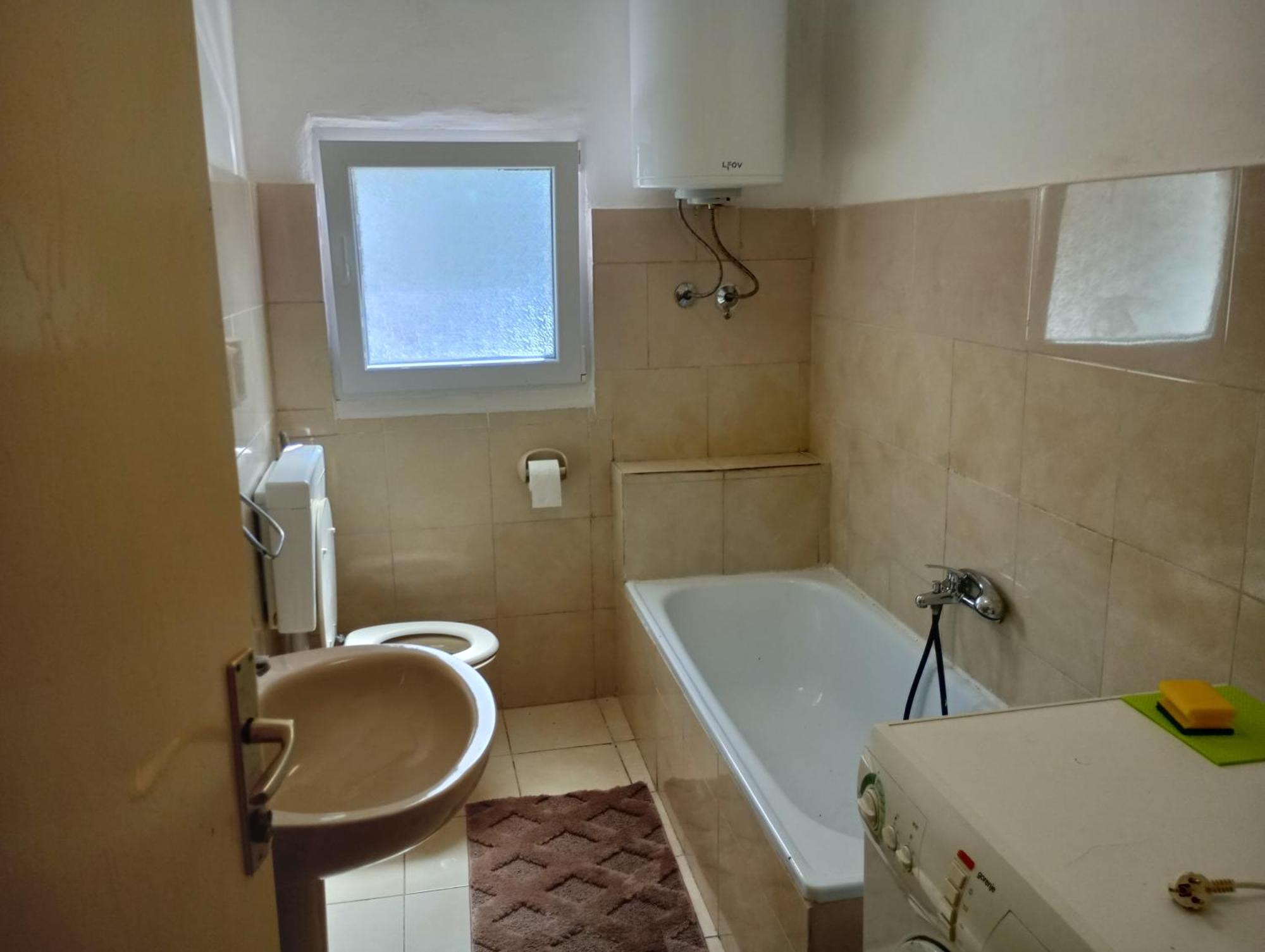Apartments And Rooms Camelia เปรมันตูรา ภายนอก รูปภาพ